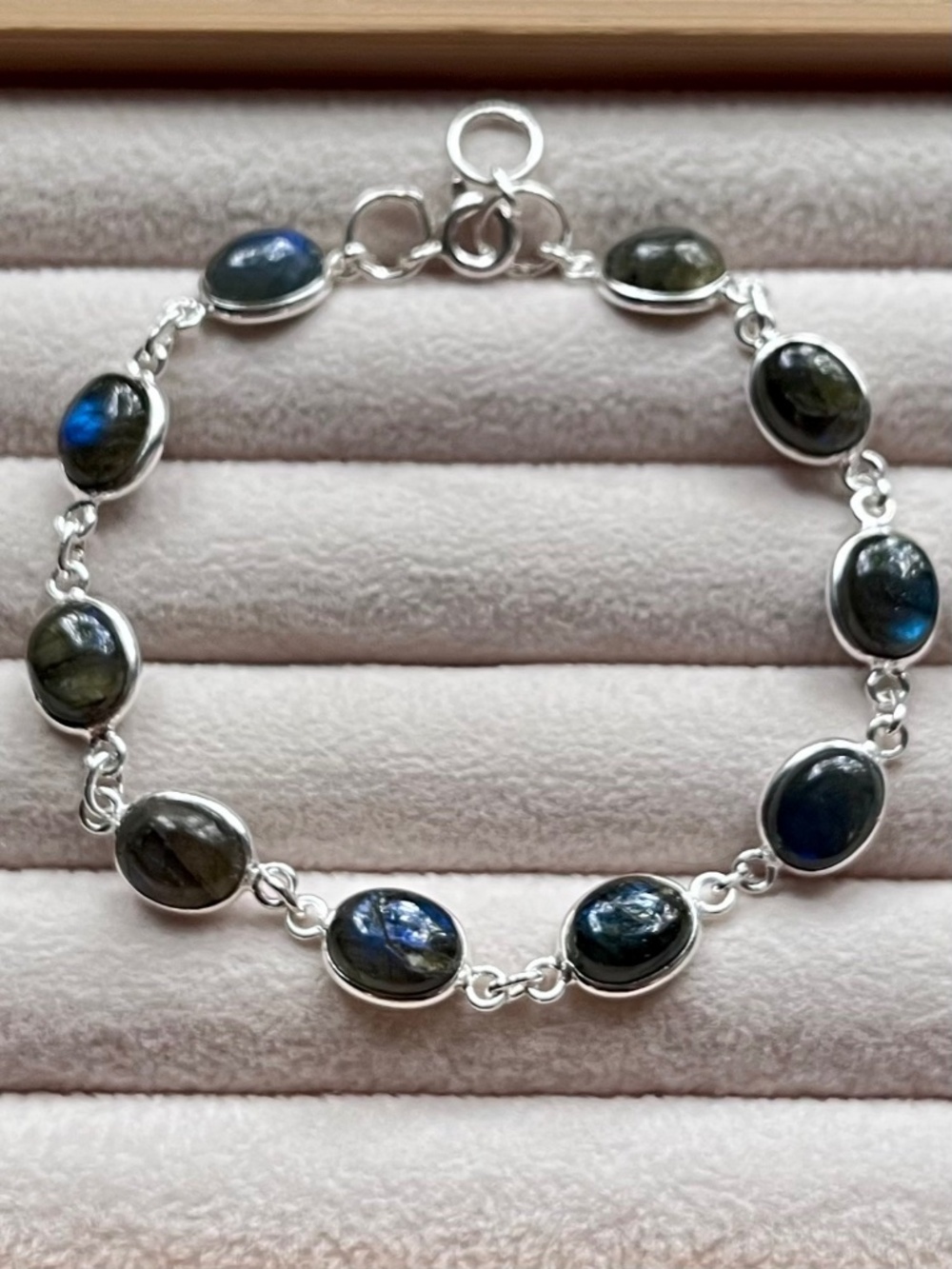 B033 | Genuine Labradorite Cabochon Bracelet